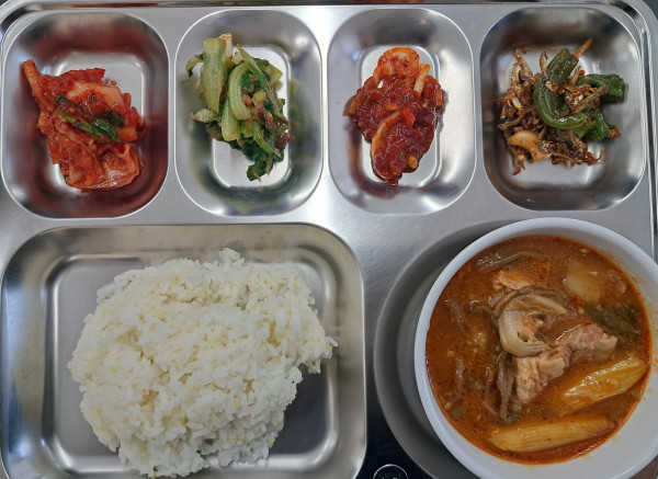 4965cb7bb43ff9203bcfb239b9f80a3e_1761913