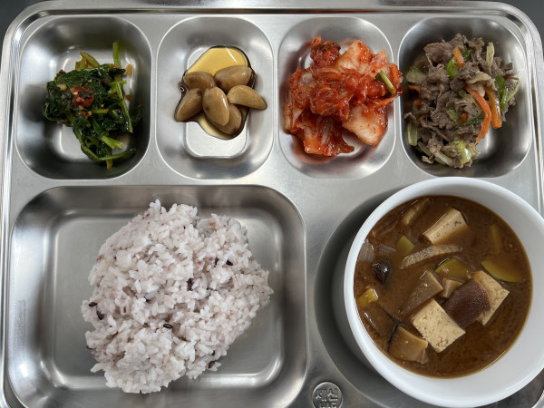 6400841f25614b9db9ffb0bc6c739c4f_1762618