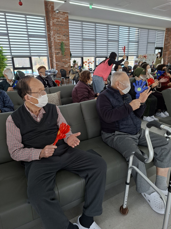 c00aaa3752c3bdba52d20eba5b7eca37_1764077