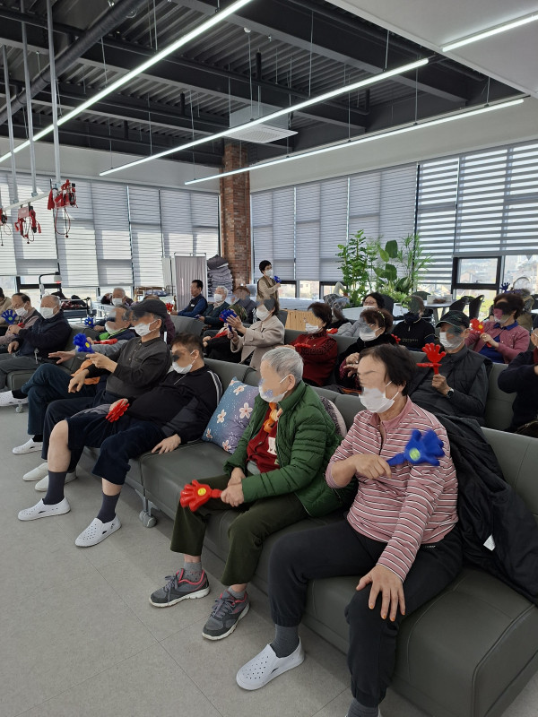 c00aaa3752c3bdba52d20eba5b7eca37_1764077