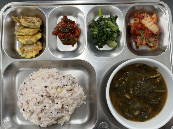 09e98035b1fe0165d9fb9b08e53fcb13_1765838