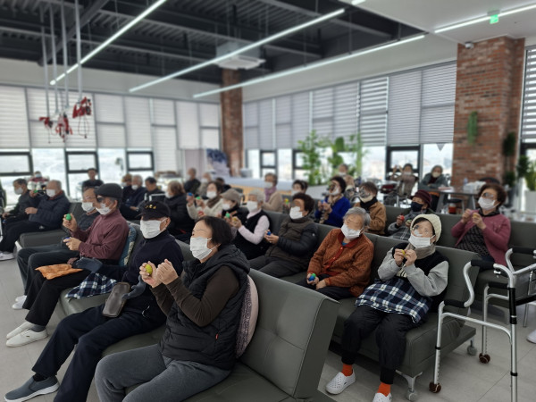 09e98035b1fe0165d9fb9b08e53fcb13_1765838