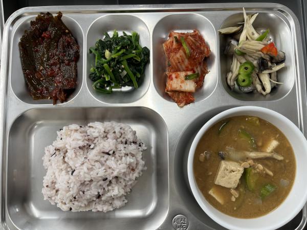 0c64f03a64b6831fb1ab563410644d38_1765406