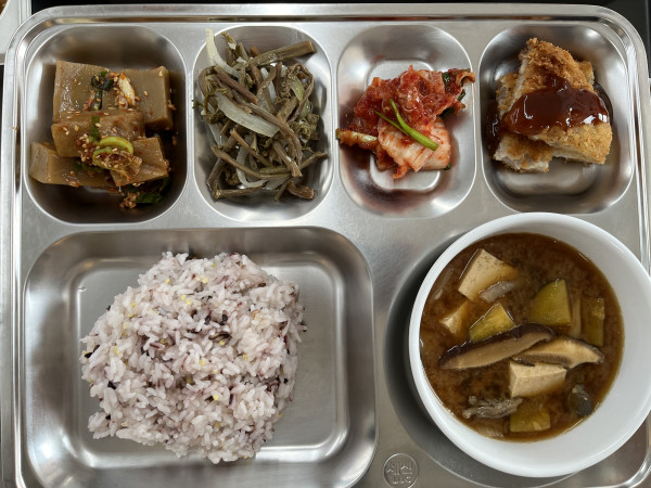 38e0e90bdf57091ce5f496a45bd5d7e1_1766097