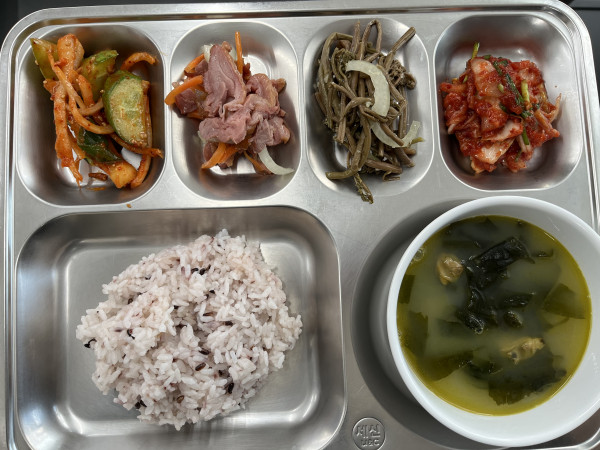 5865cdc3c65d68cfafdfd144911516ee_1765068