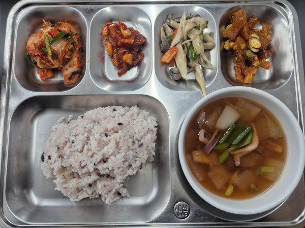 7540128781fc3c591cac74c007b61d59_1764542