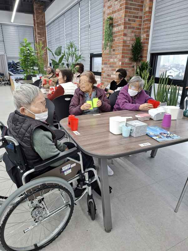 79cd642a9ca2b5c7e37d0f0b5a2729e6_1764630