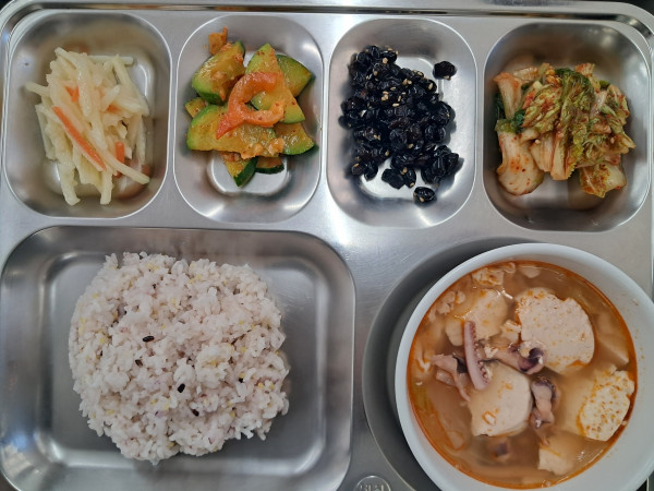 4735b326dad576a38d03374ca00ccc56_1767543