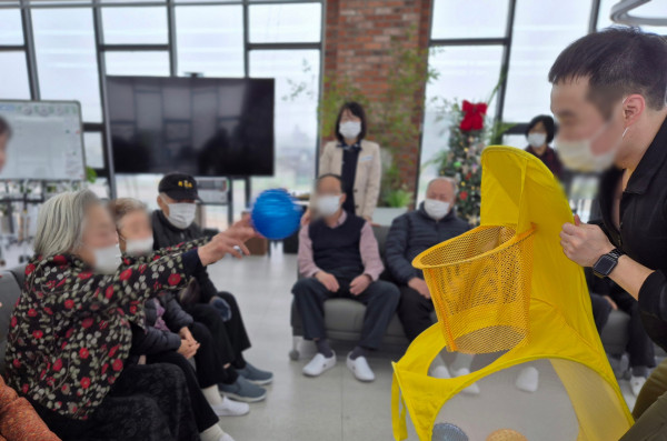 4735b326dad576a38d03374ca00ccc56_1767545